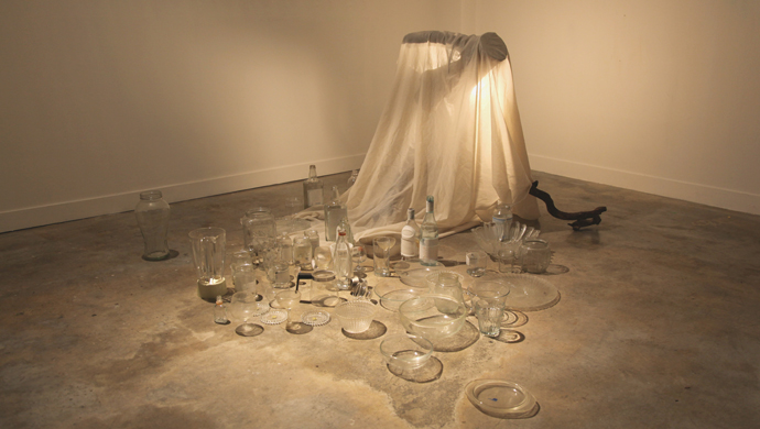 01_Deep sleep, mix media installation, variable, 2012.jpg