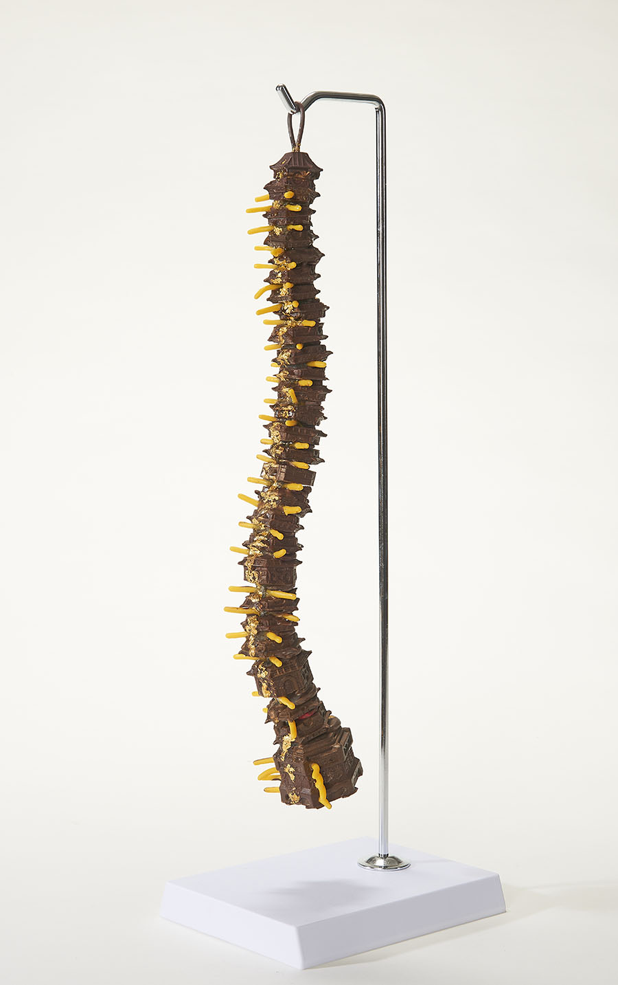 900_24. 문창골탑, 2025. 혼합재료, 48cm × 12cm × 16cm.jpg